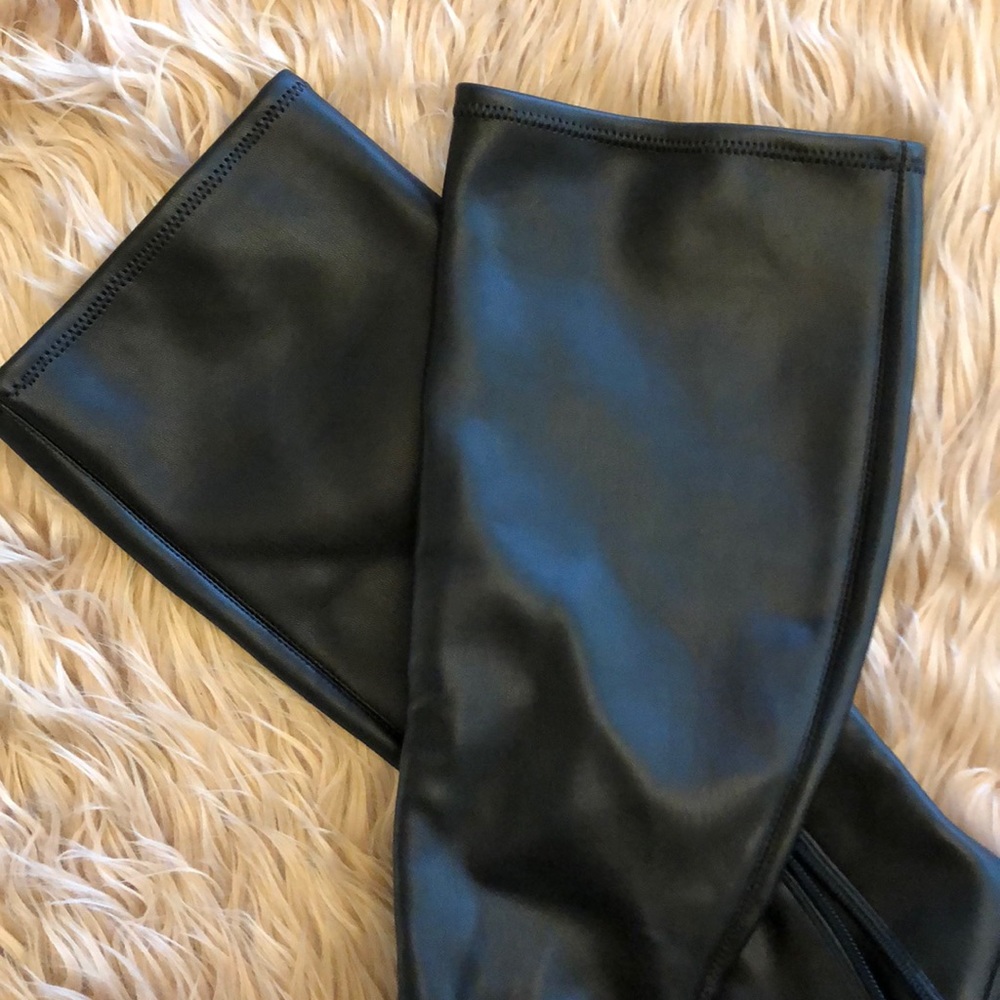 New Marc fisher black leather heel boots - Picture 4 of 6